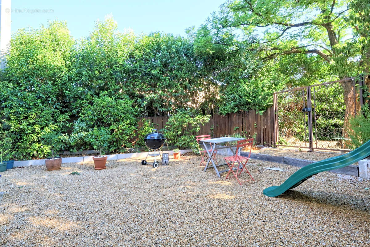 Maison à SOLLIES-PONT