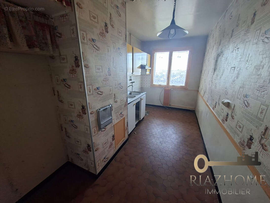 Appartement à LE BOURGET