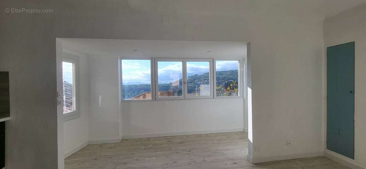 Appartement à CALLAS