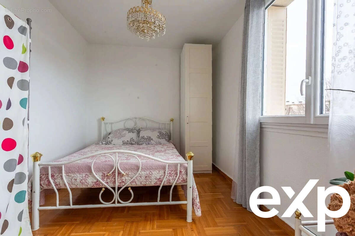 Appartement à VIRY-CHATILLON