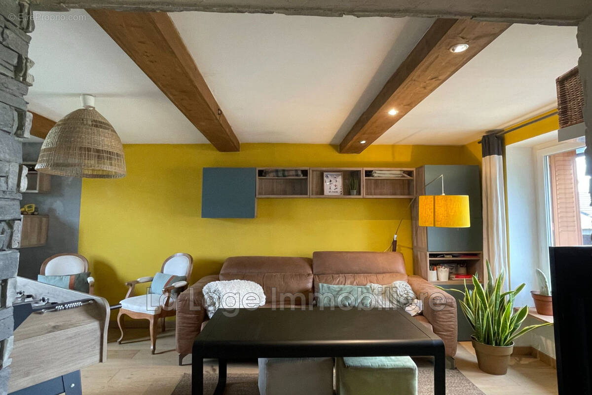 Maison à BELLAFFAIRE