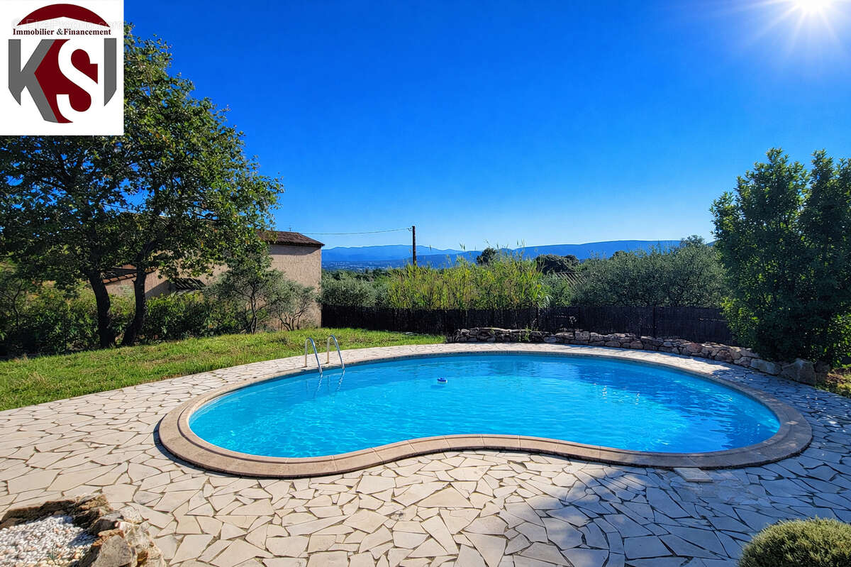 Maison à SEILLONS-SOURCE-D'ARGENS