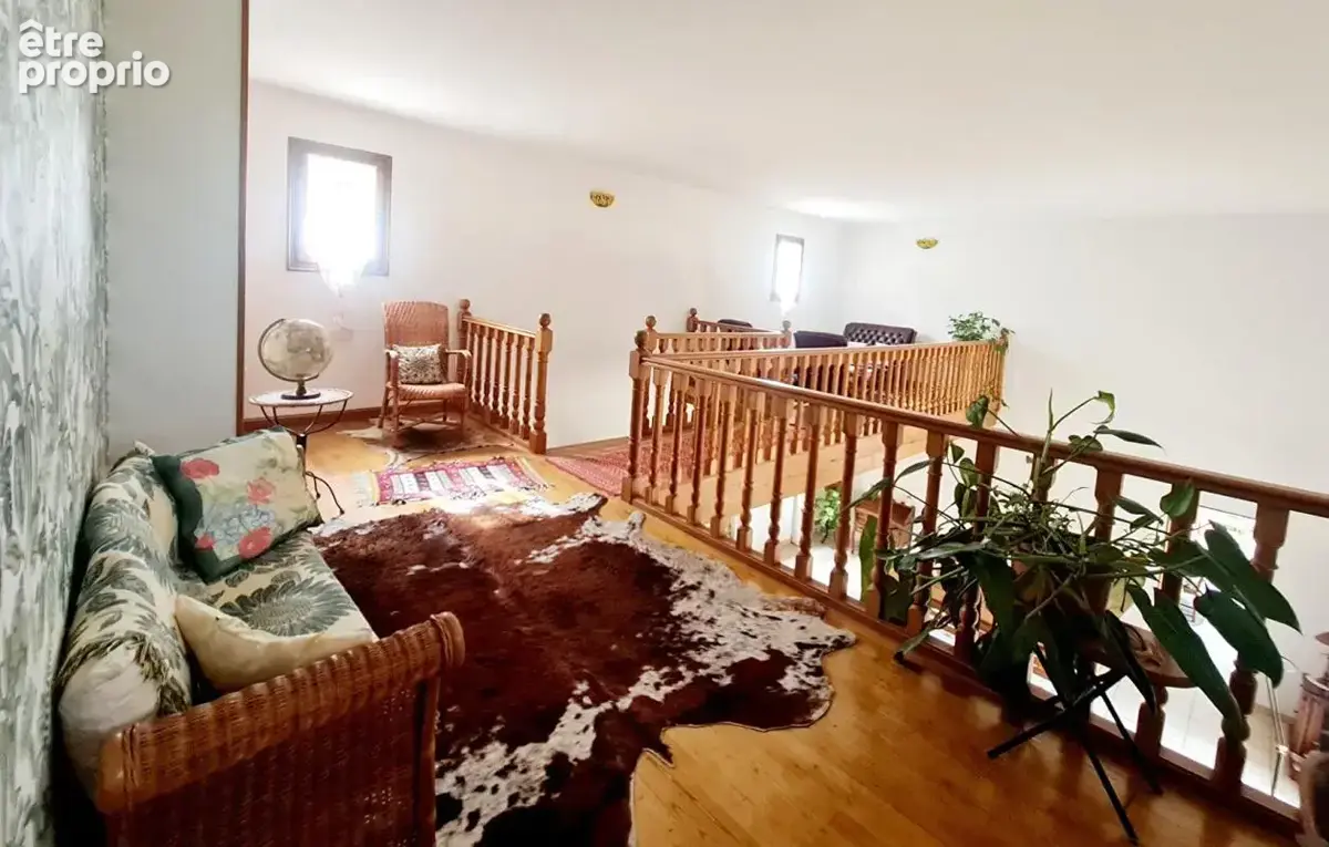 ALES - Villa 220m² avec piscine & pool house - 4 chambres- Proche commerces - photo 7