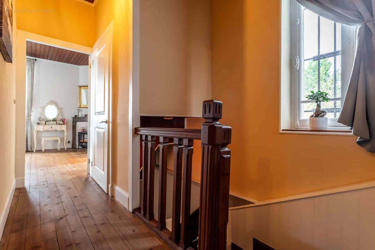 Town house with garden and garage - photo 34