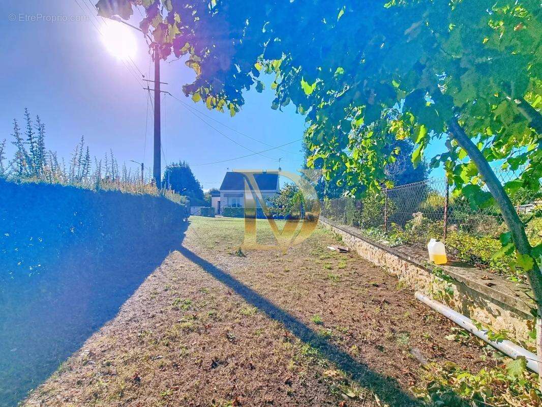 Maison à MONTLOUIS-SUR-LOIRE