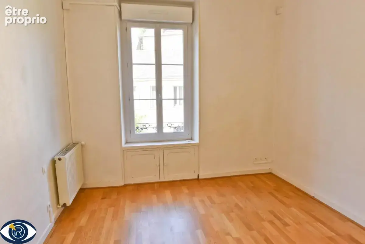 Appartement 105 m² à Laval  - photo 8