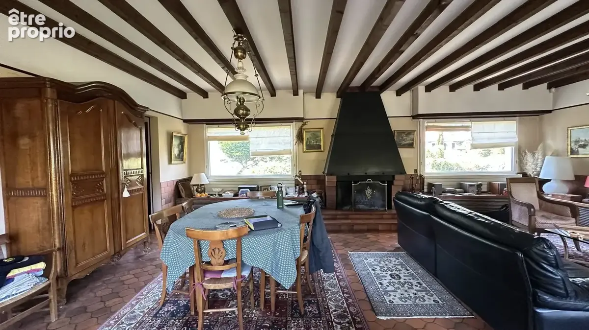 Hossegor  centre-ville / les halles  emplacement rare  villa  200 m² sur terrain 1 140 m²  fort potentiel - photo 8