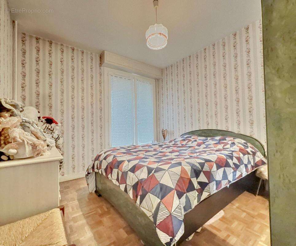 Appartement à CHENOVE