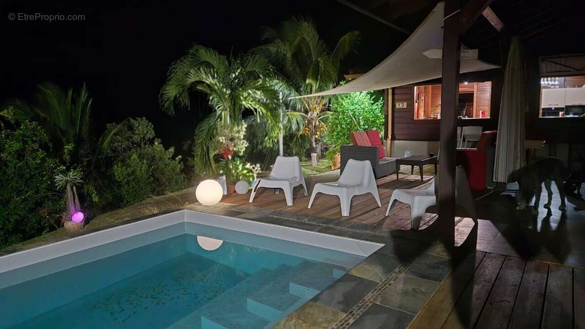 Maison à CASE-PILOTE