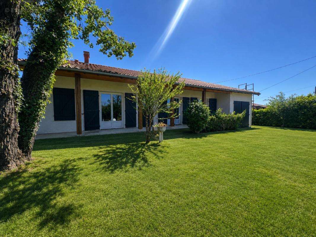 Maison 113 m² à Saint-Clar-De-Riviere  - photo 8