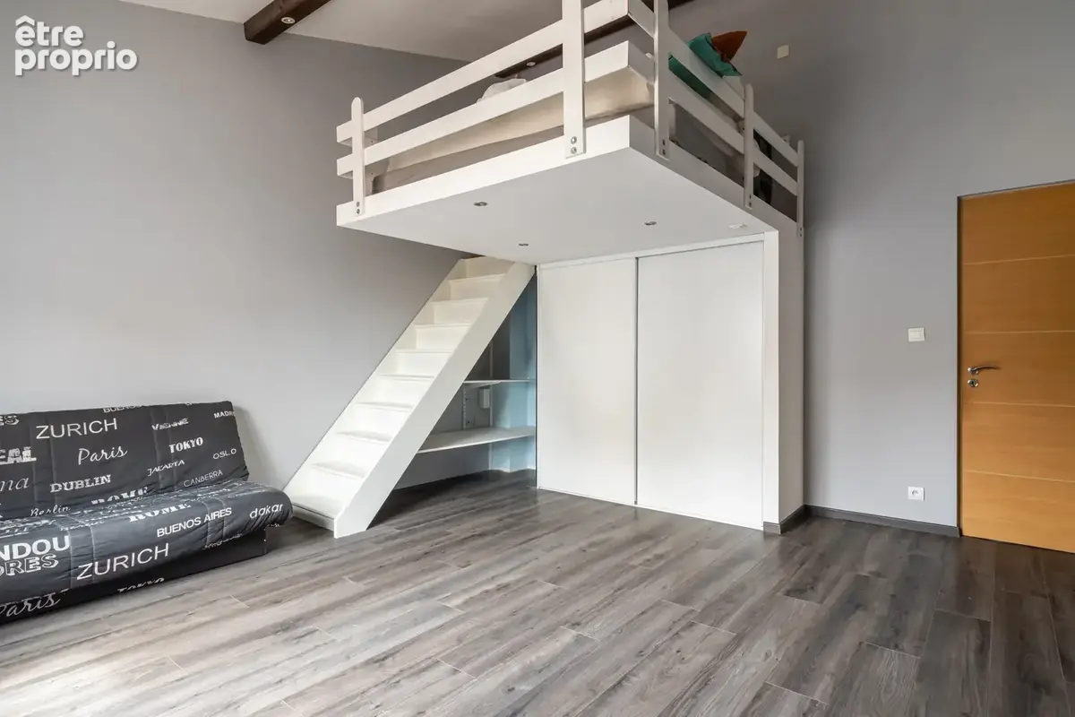 Maison de 212 m2 (intersection Rillieux/Caluire/Sathonay) avec Piscine - photo 16