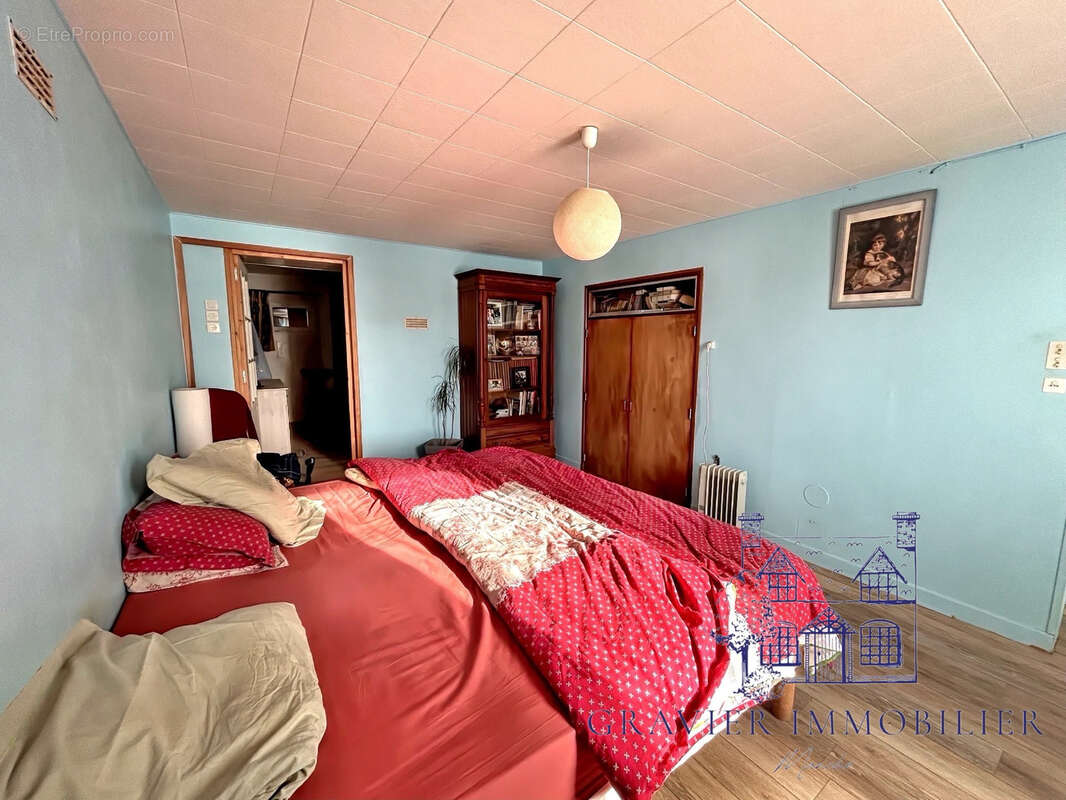 Maison à SAINT-GERMAIN-SUR-AY