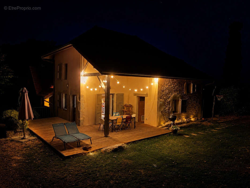 Meyrieux-Trouet  - Maison de caractère avec extension contemporaine - photo 9