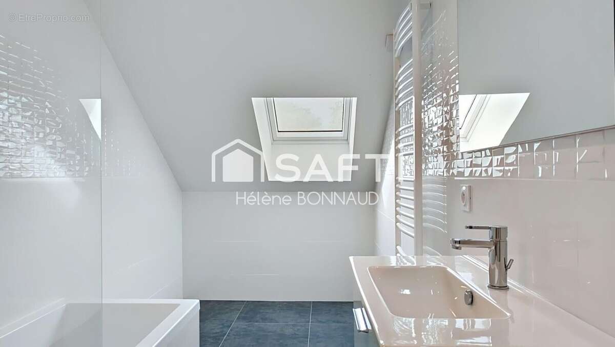 Photo 9 - Appartement à AUXONNE
