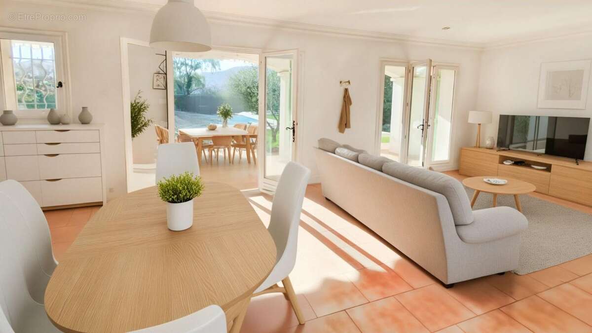 Maison à PEYMEINADE