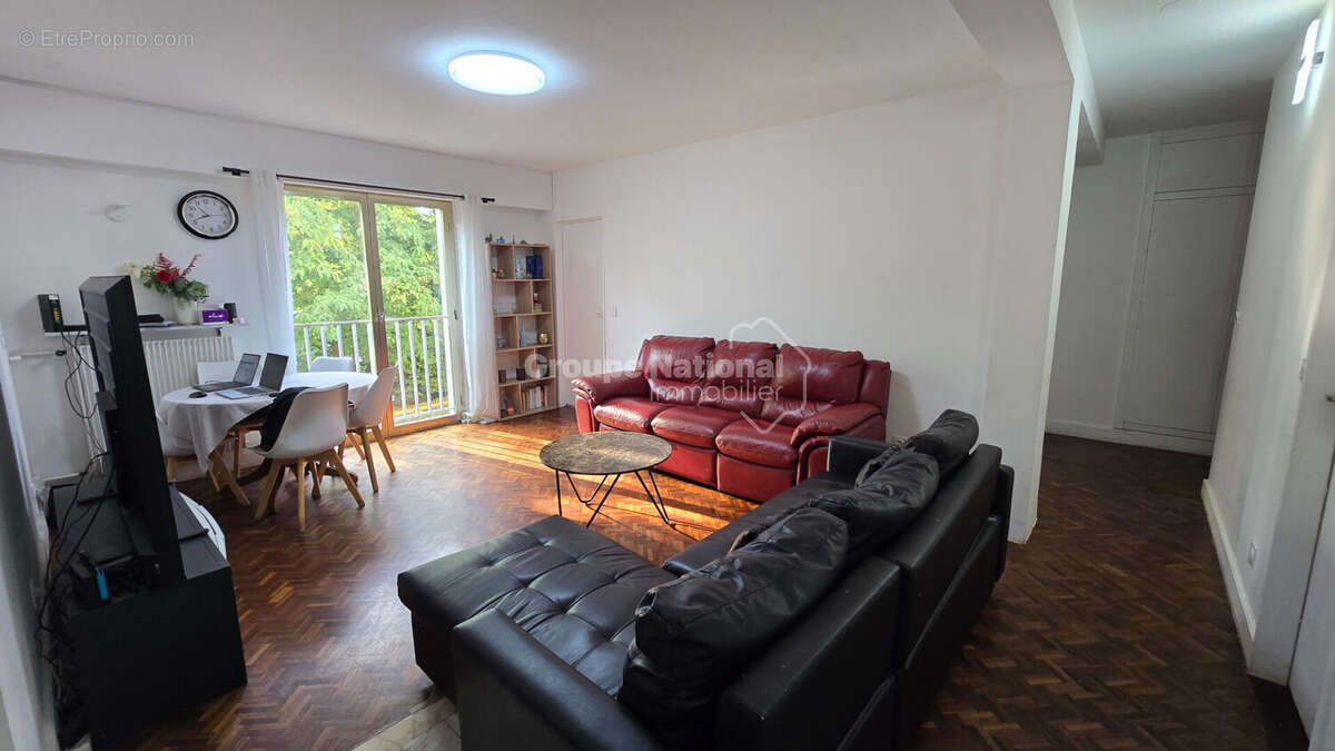 Appartement à VERSAILLES