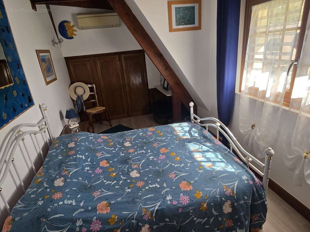 Maison à FONTENAY-LES-BRIIS