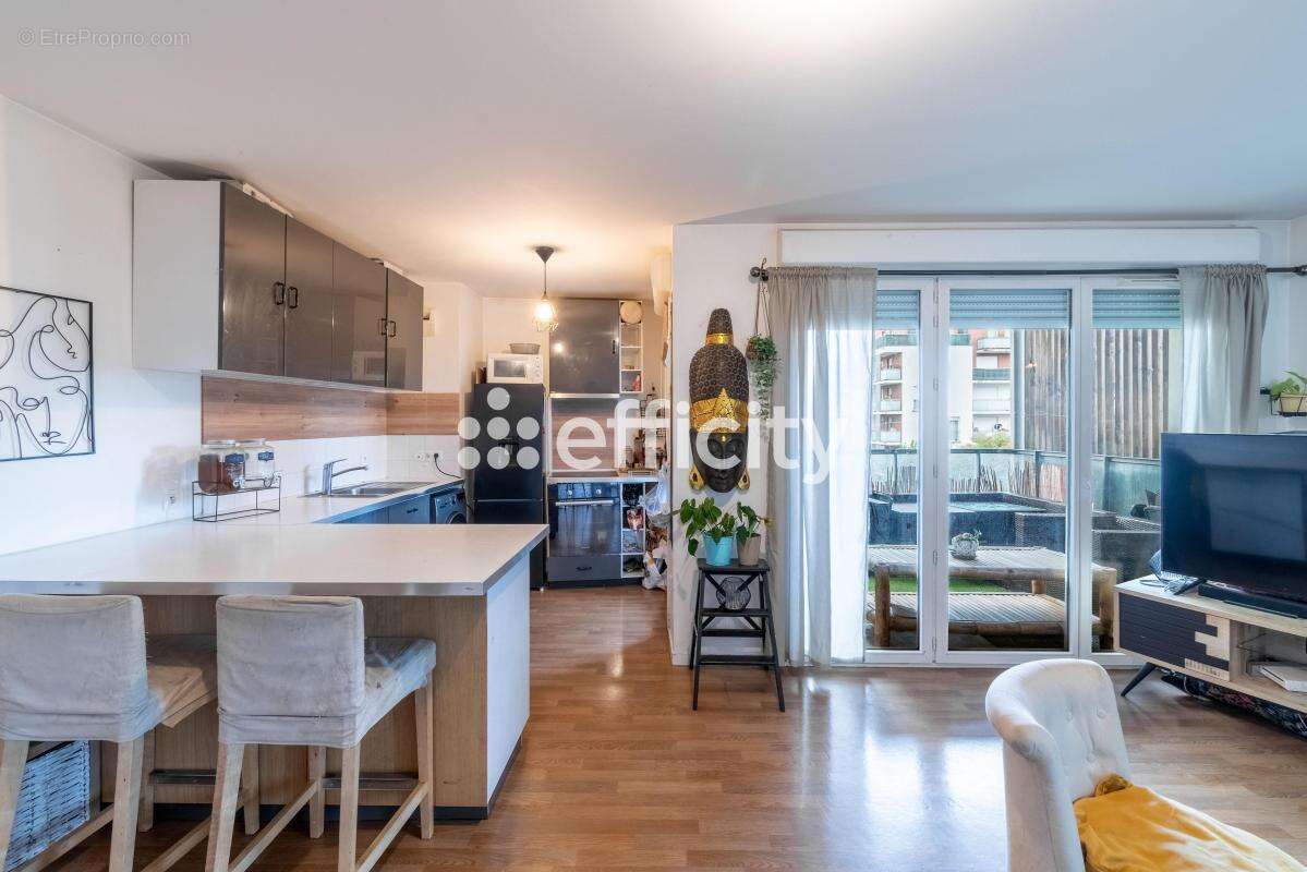 Appartement à CHOISY-LE-ROI