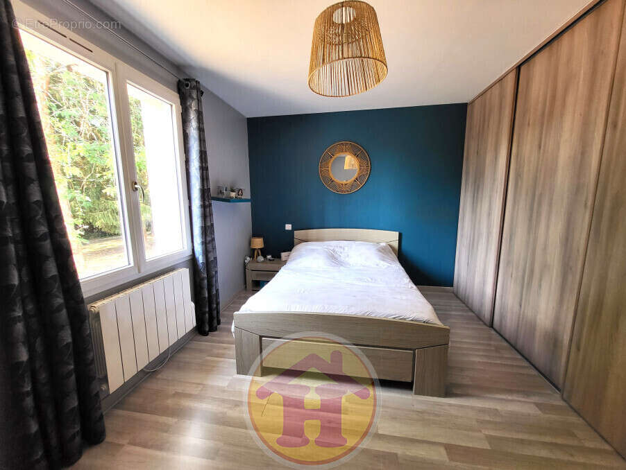 Maison à SAINT-JUNIEN