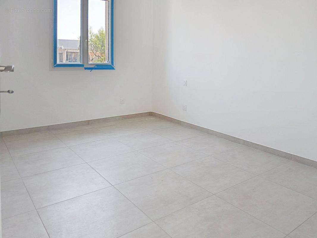 Appartement T2 neuf de 54m² - Cuers - photo 5