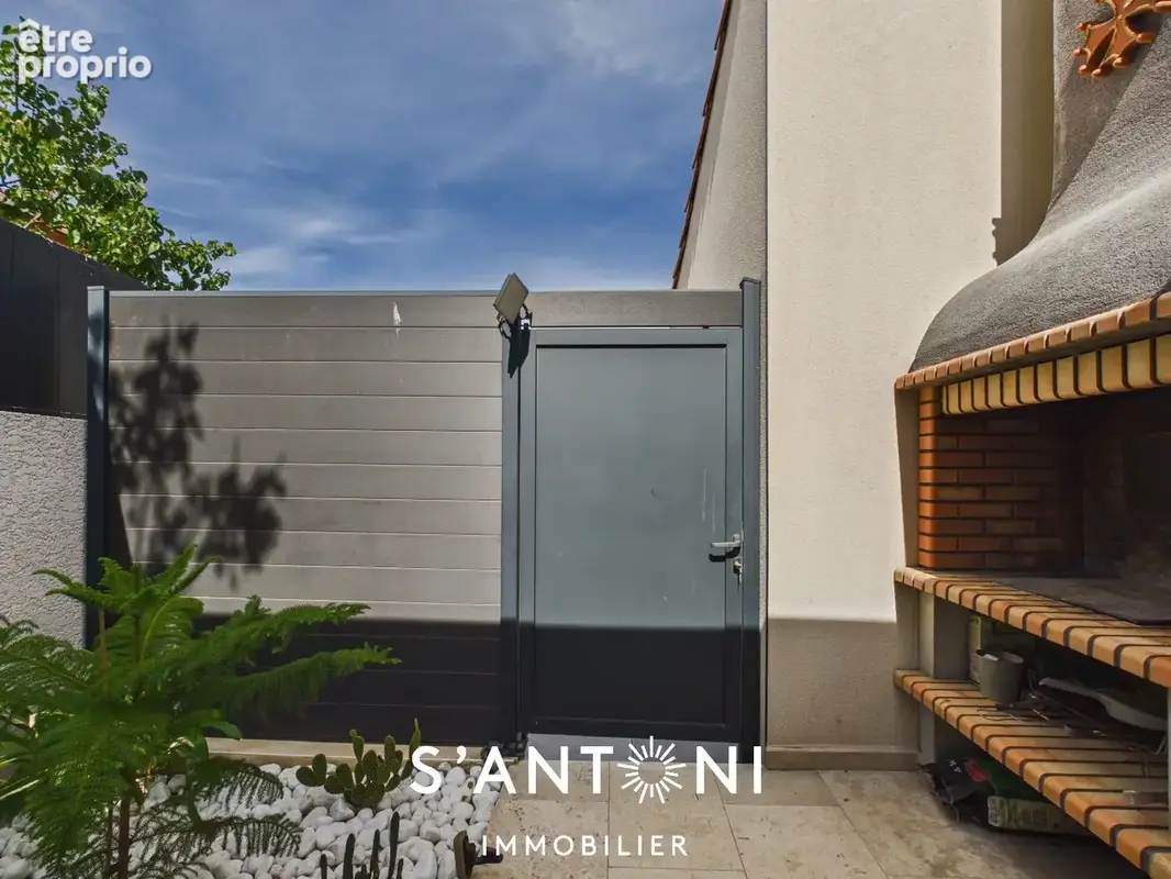 AGDE- Maison contemporaine 121 m²  3 chambres  Piscine  Garage - photo 19