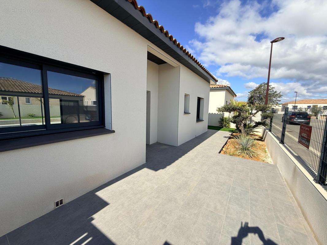 Maison à GINESTAS