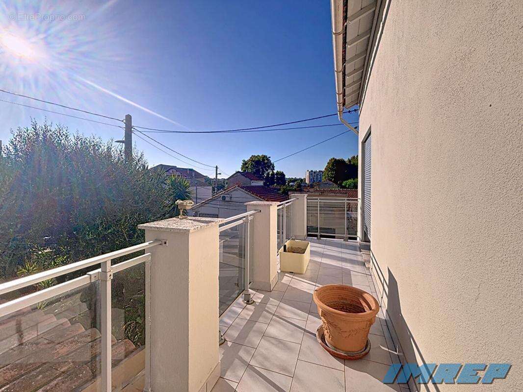 Maison à MARSEILLE-10E