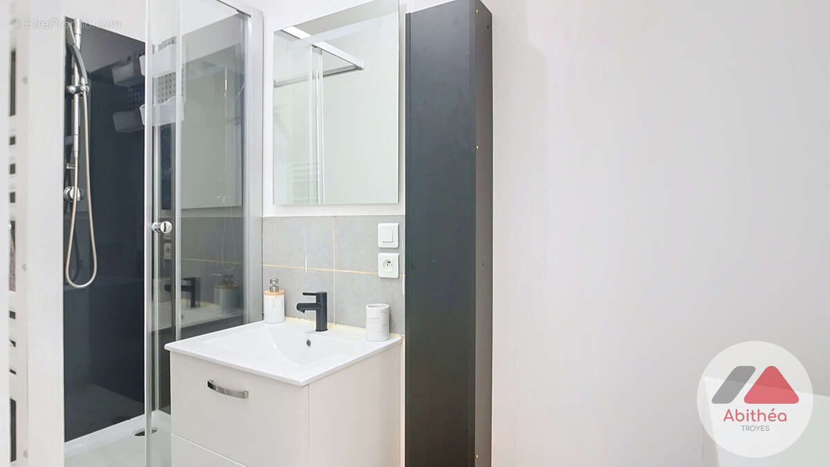 Appartement 1 pièces 30 m2 - photo 4