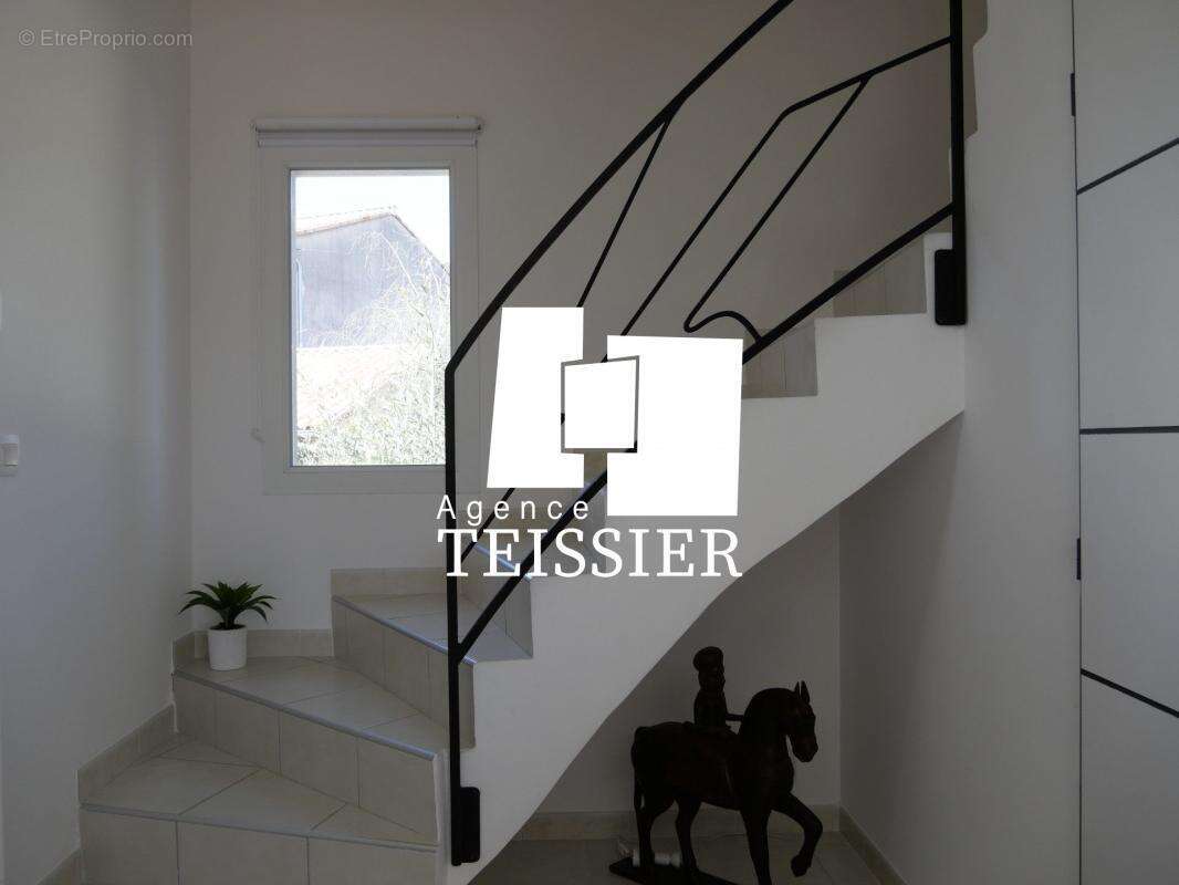 Maison à SAINT-PAUL-LE-JEUNE