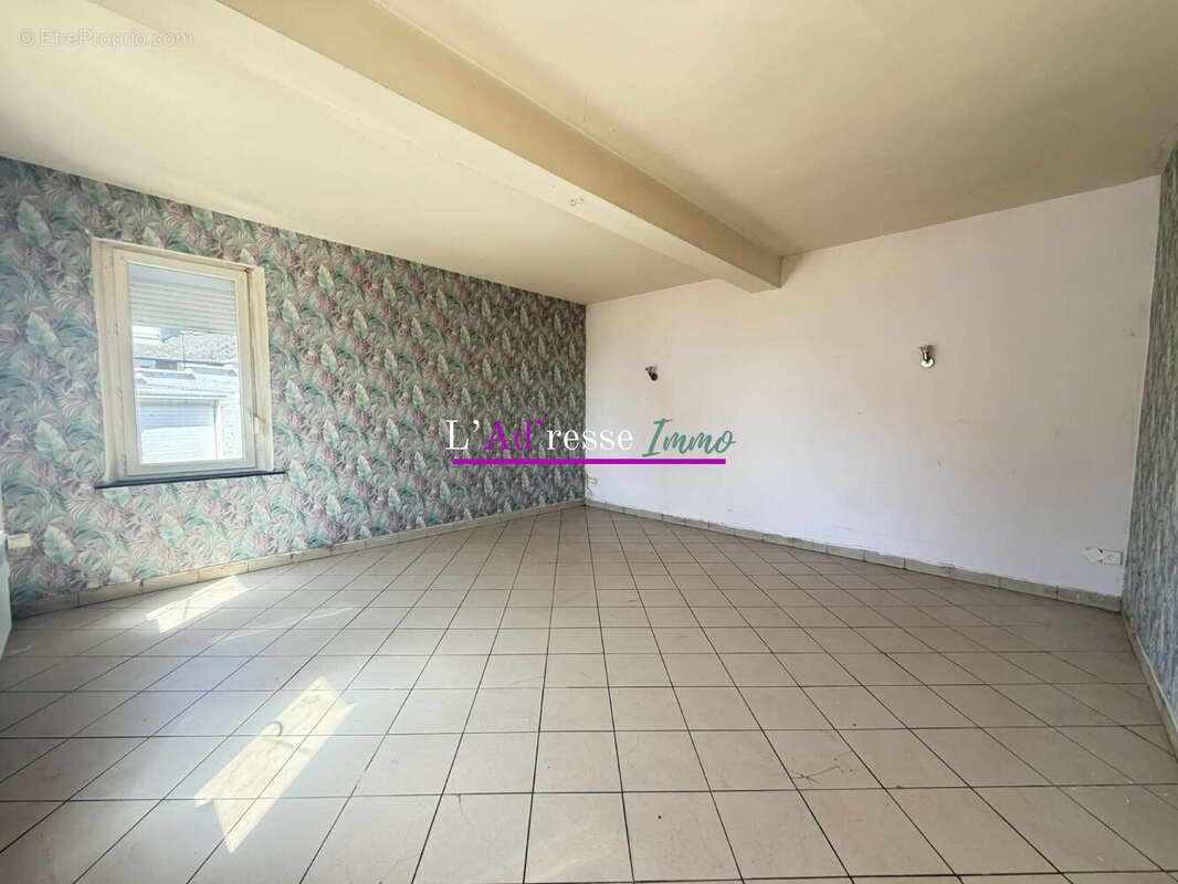 Maison à AUBENCHEUL-AUX-BOIS