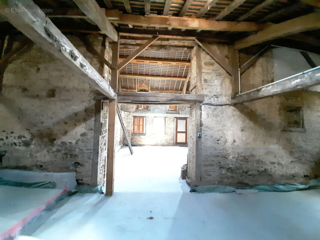 Maison à NOUVOITOU