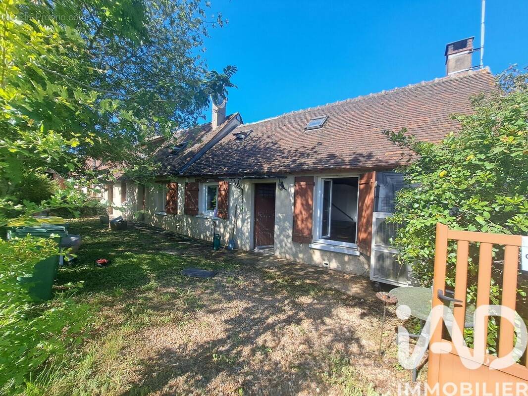 Photo 1 - Maison à BOUFFRY