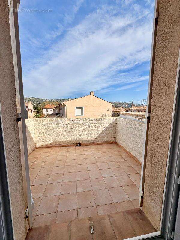 Maison à LA GAUDE