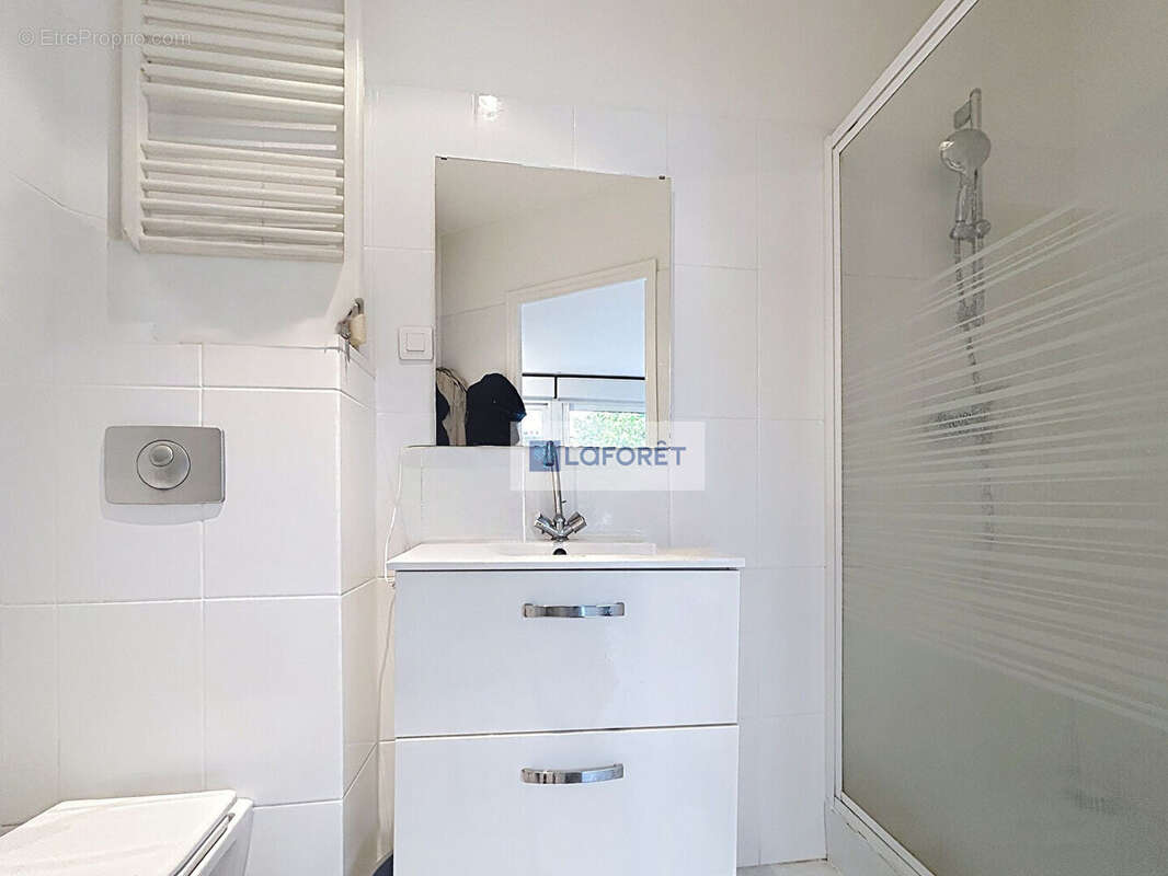 Appartement à SARTROUVILLE