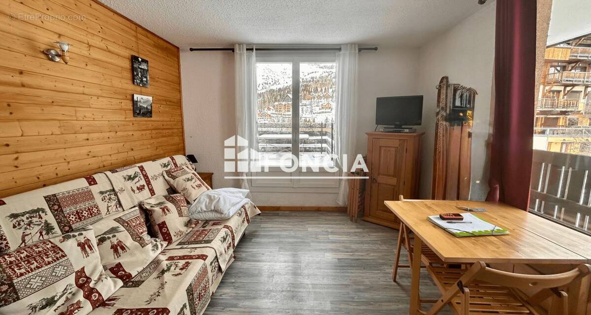 Appartement à SAINT-FRANCOIS-LONGCHAMP