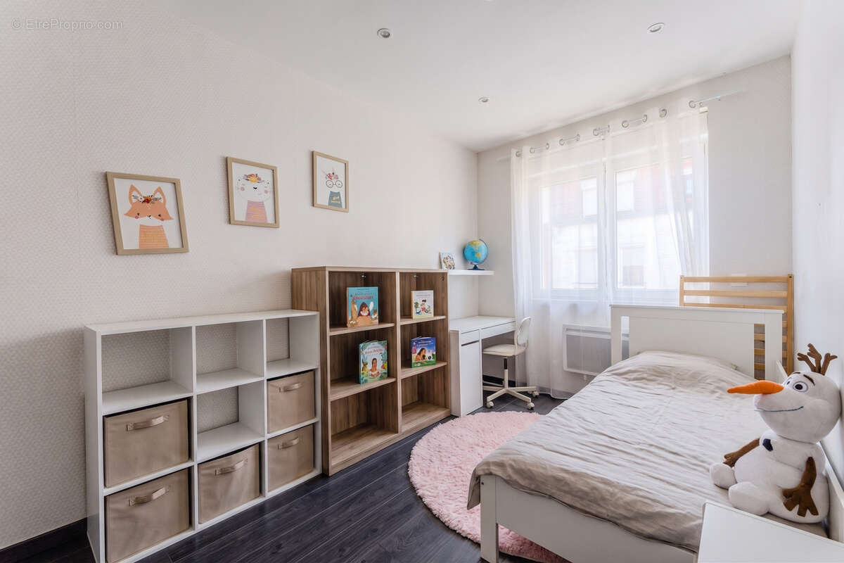Plain pied familial avec grande piece de vie de 70m2 ! - photo 9