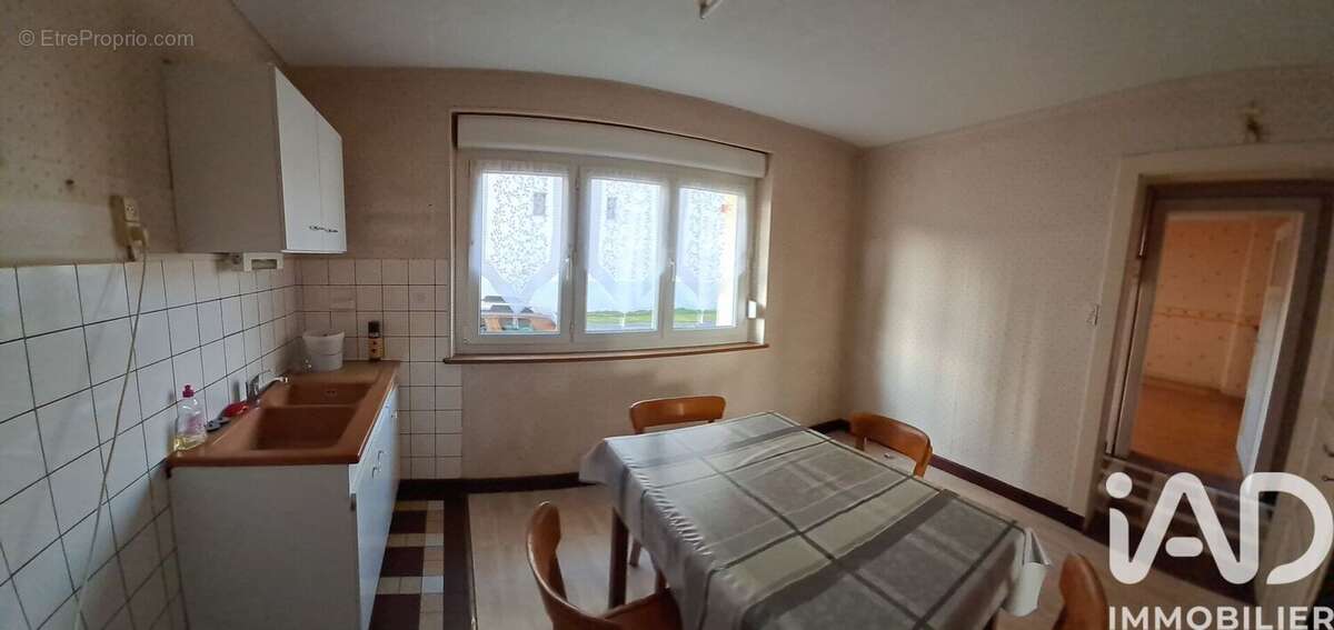 Photo 5 - Maison à MOYENVIC