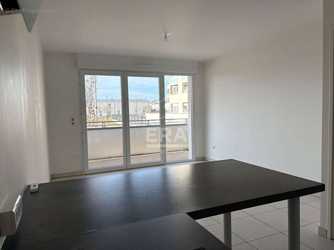 Appartement à BEZANNES