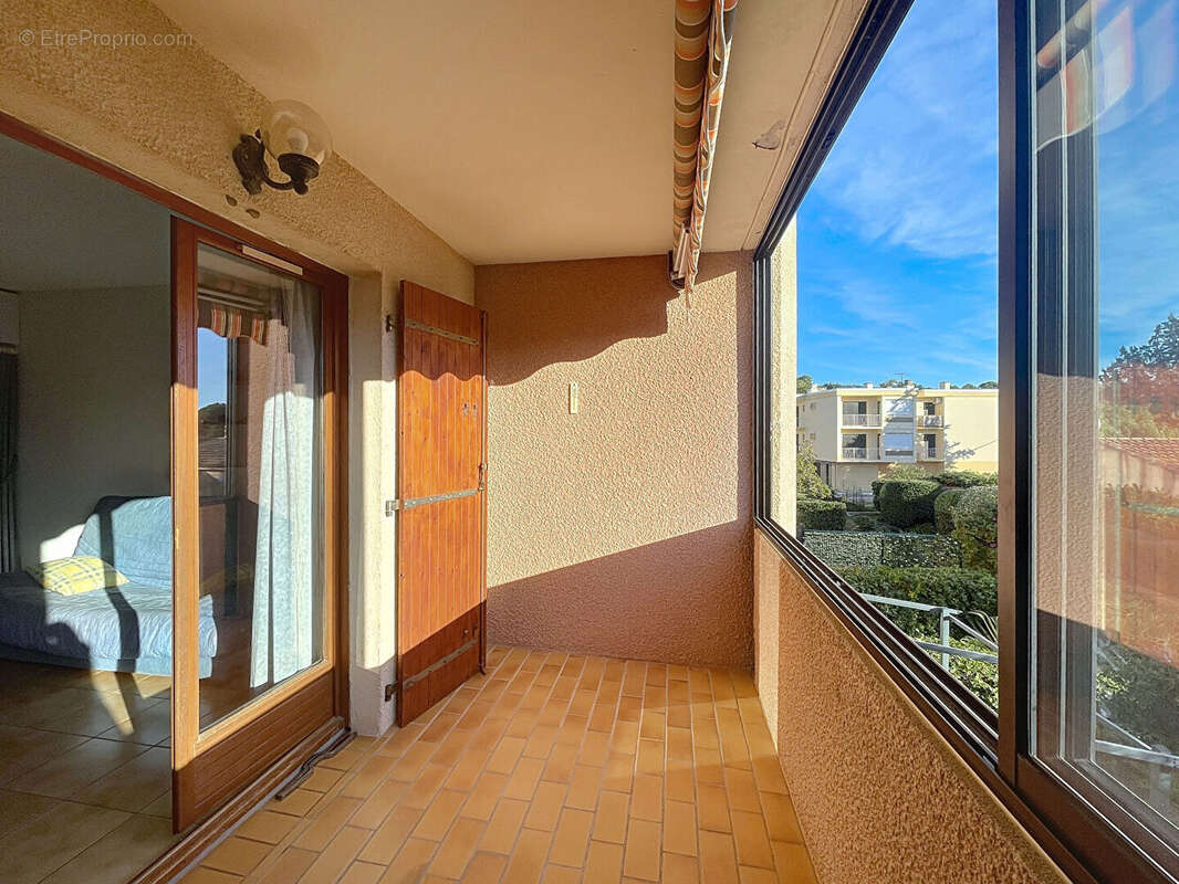 Appartement à BORMES-LES-MIMOSAS