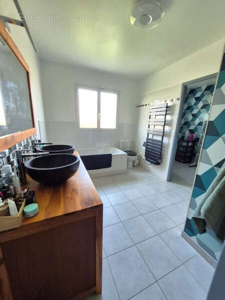 Maison à NEUFCHATEL-EN-BRAY