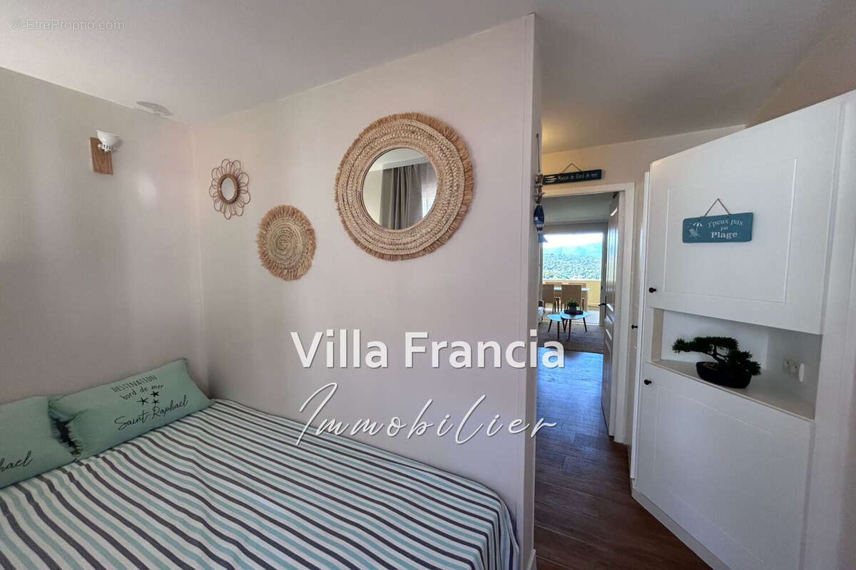 Appartement à SAINT-RAPHAEL