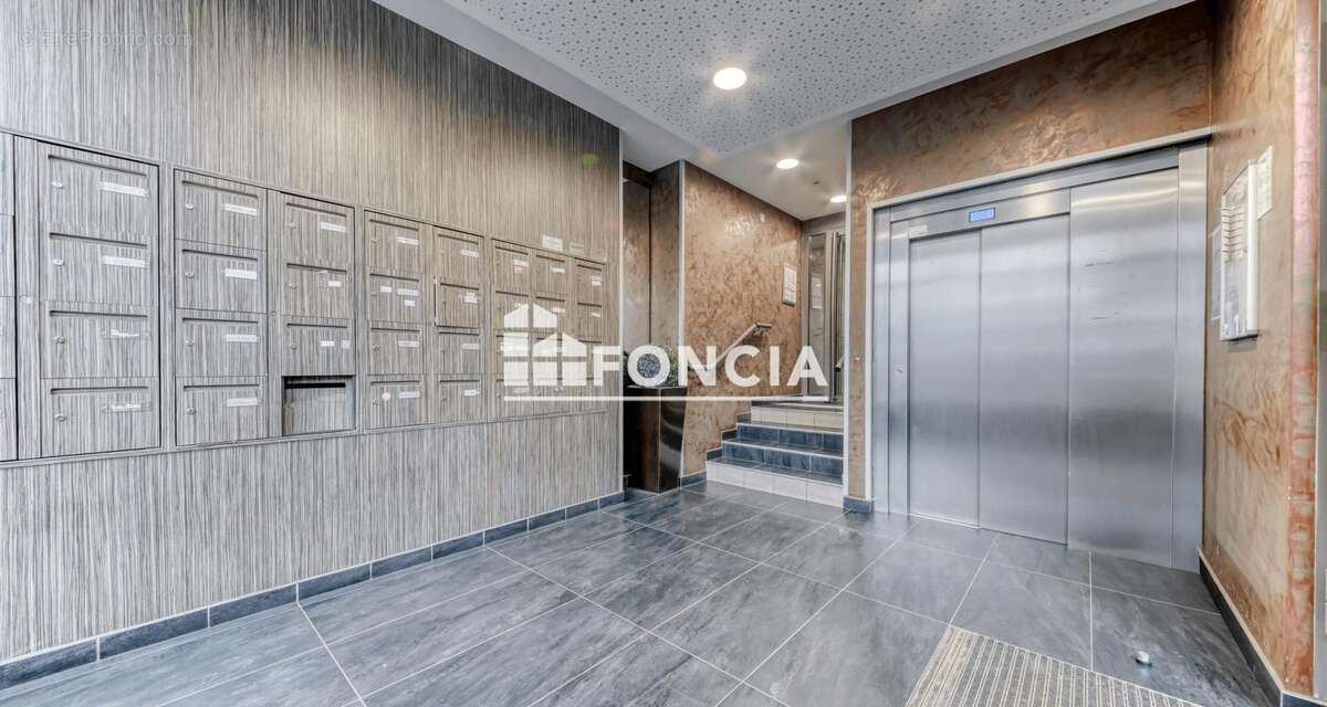 Appartement à LYON-8E