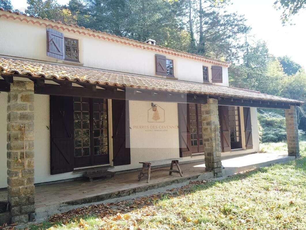 Maison à SAINT-BONNET-DE-SALENDRINQUE