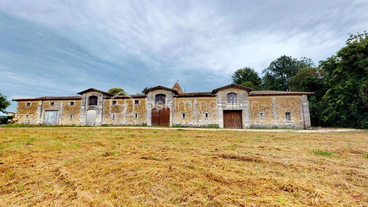 Maison à SAINT-ANDRE-DE-CUBZAC