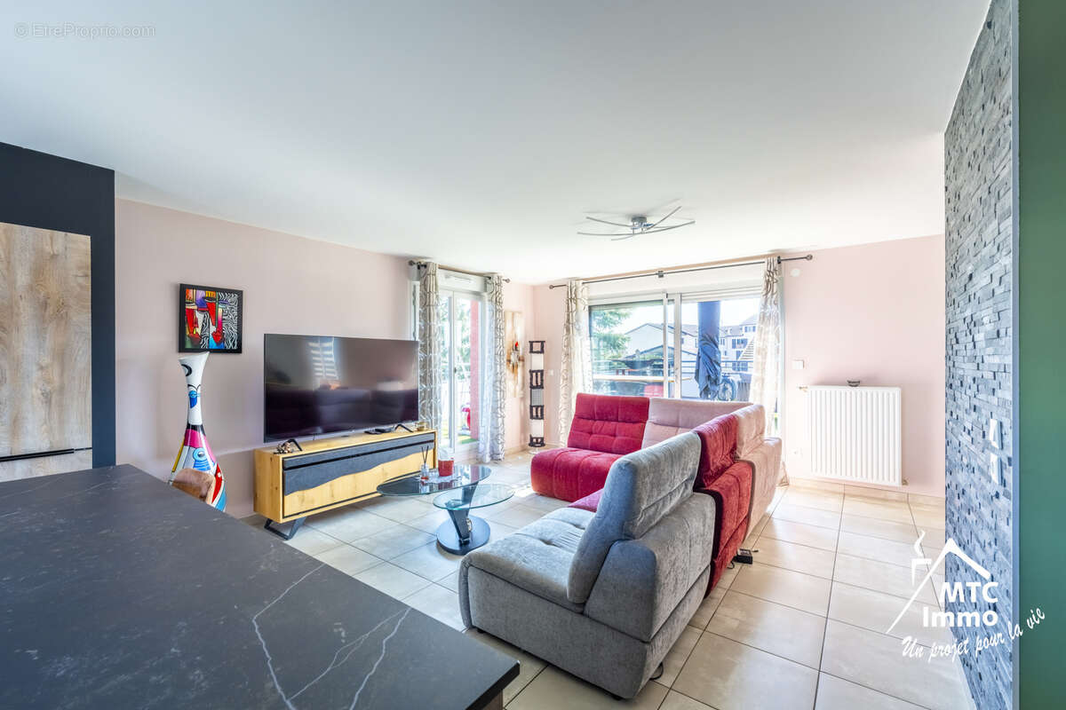 Appartement à LOYETTES