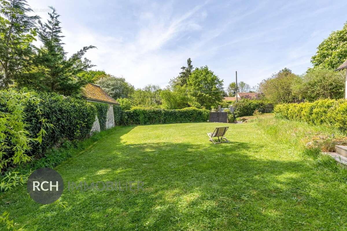 Maison à MONTFORT-L'AMAURY