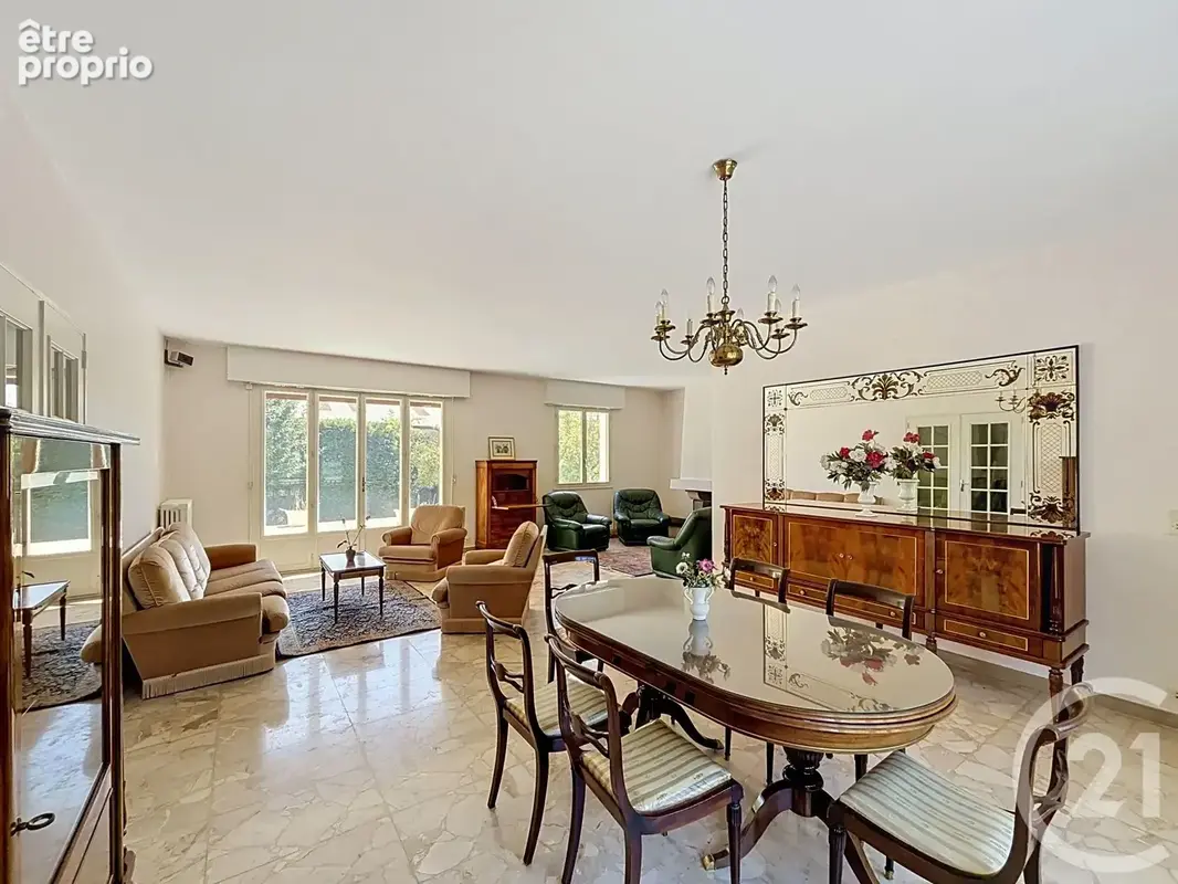 Maison 8 pièces 262 m² à vendre à Rambouillet (78120) - photo 5