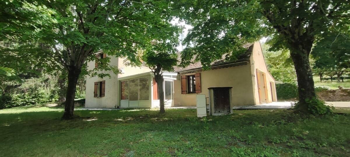 Maison à MOLIERES