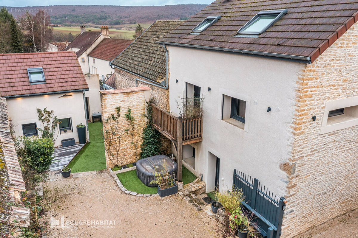 Maison à NUITS-SAINT-GEORGES