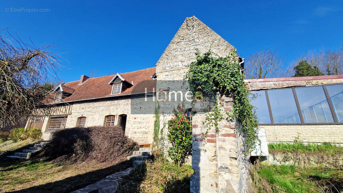Maison à MARTIN-EGLISE